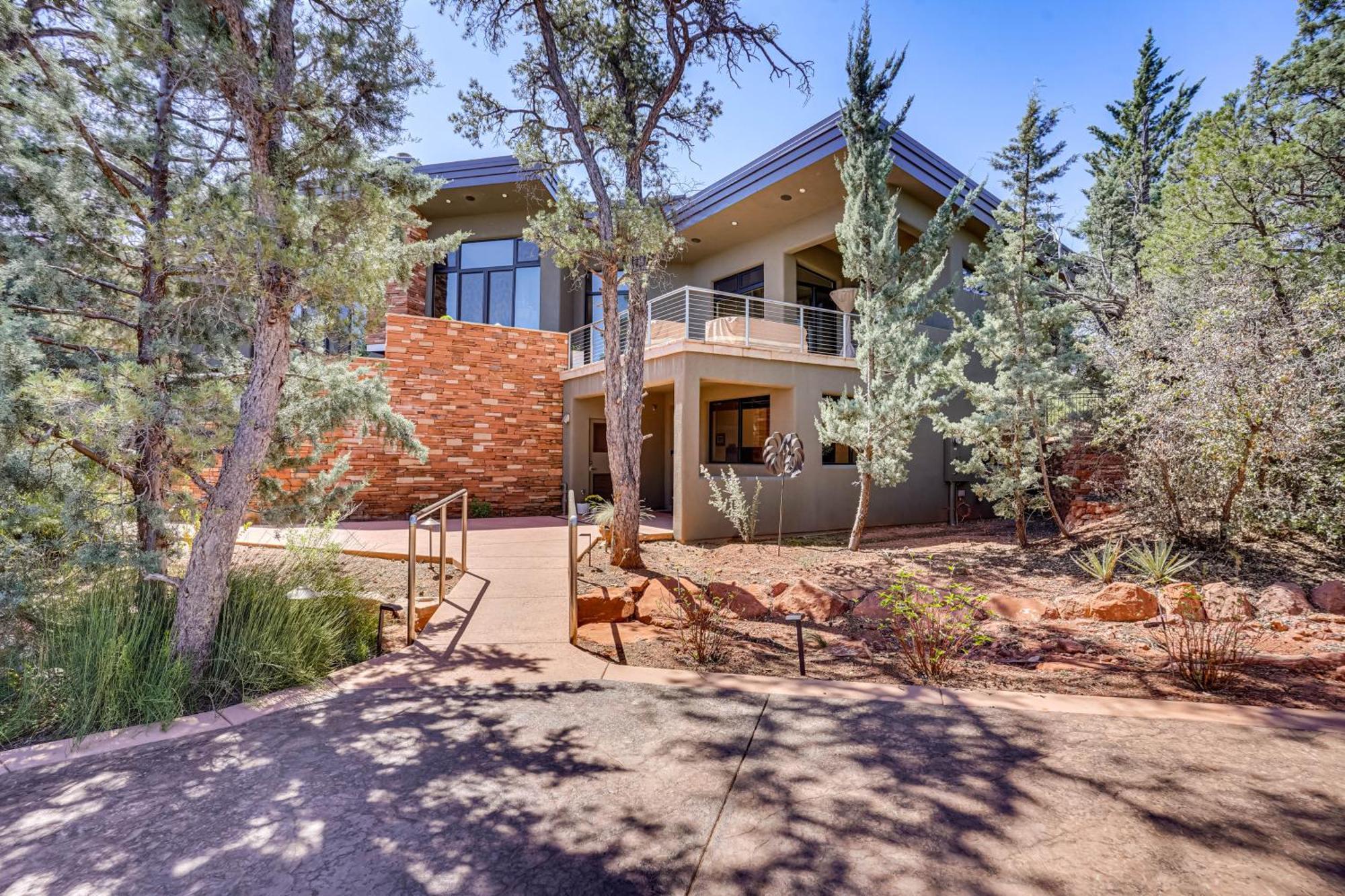 Sedona Couples Retreat With Patio Walk To Trails! Apartment ภายนอก รูปภาพ